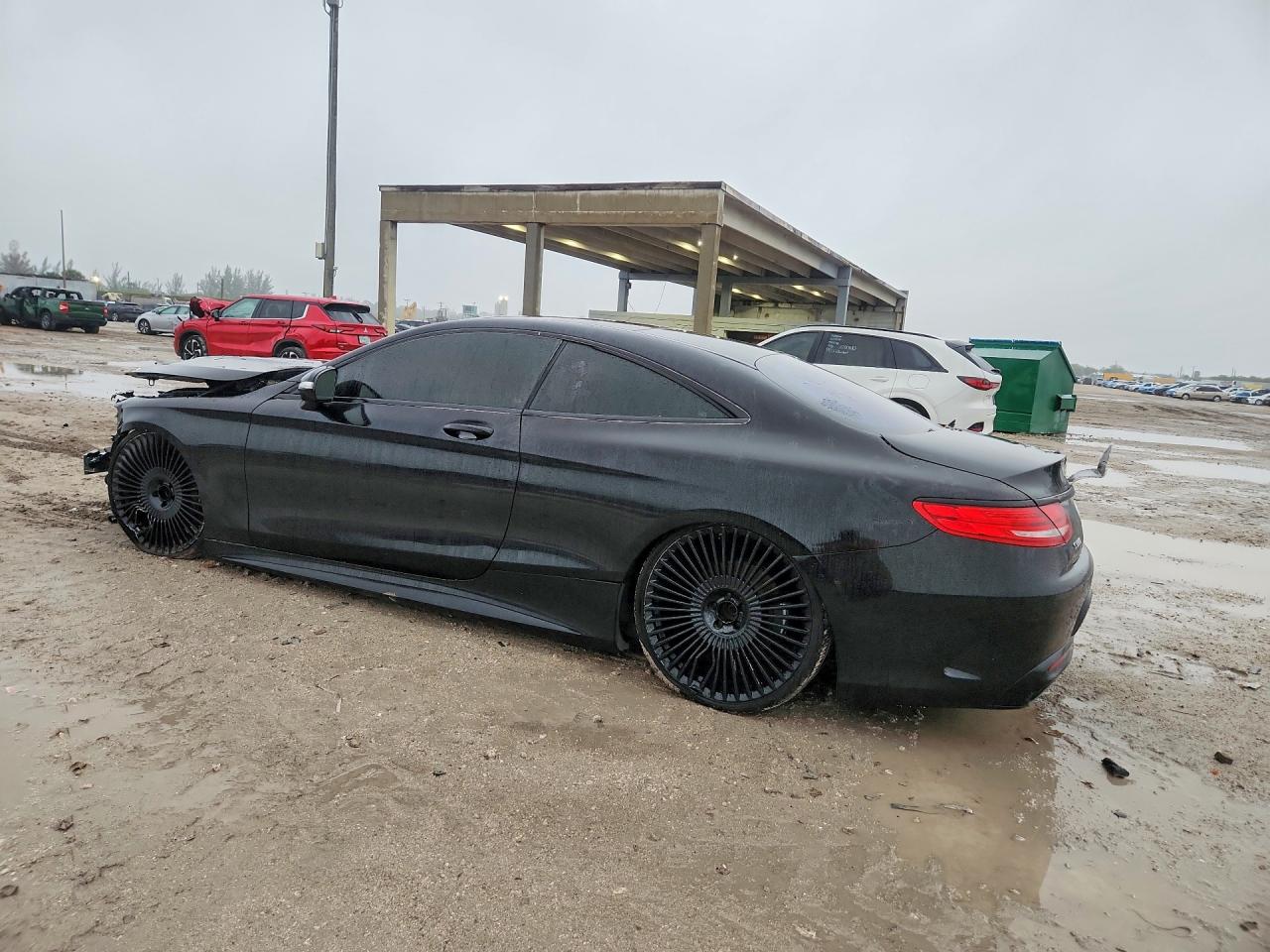 Mercedes-Benz S-Class 550
