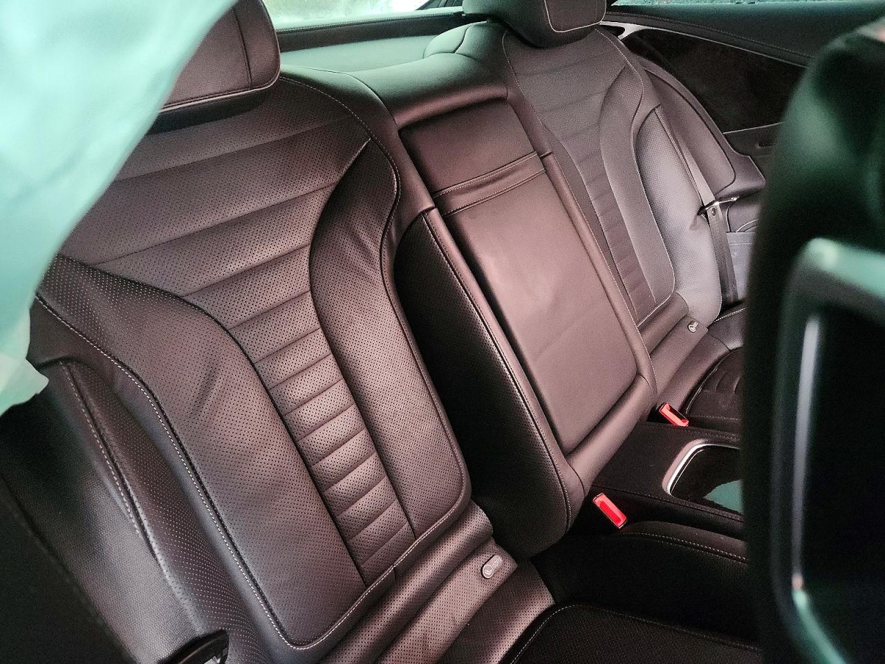 Mercedes-Benz S-Class 550
