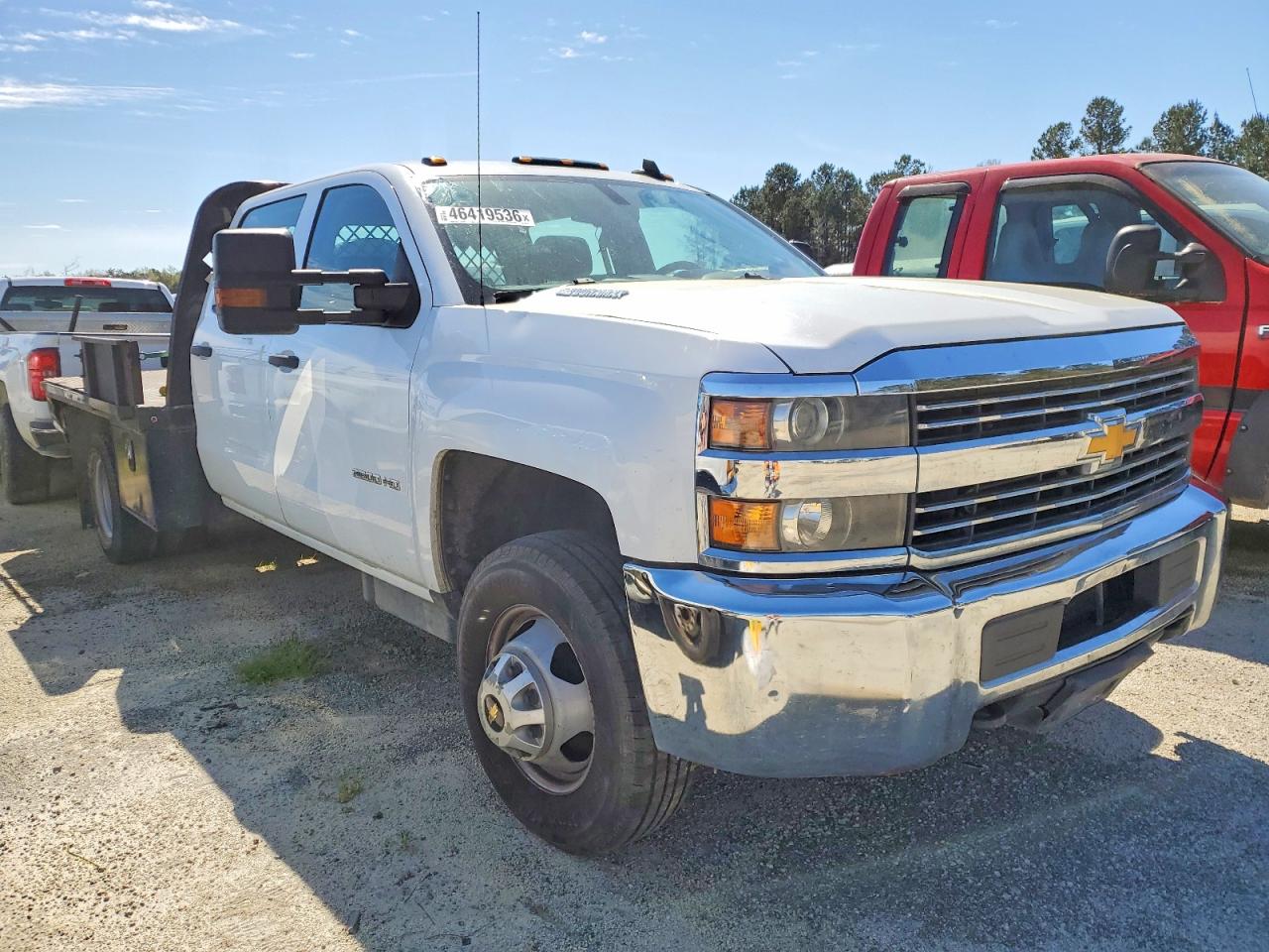 Salvage Chevrolet Silverado Image