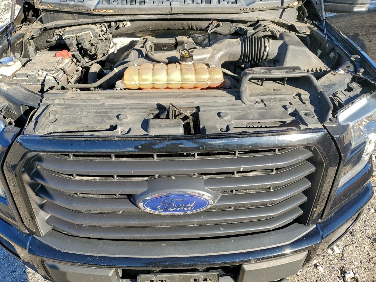 Ford F-150 Super Cab