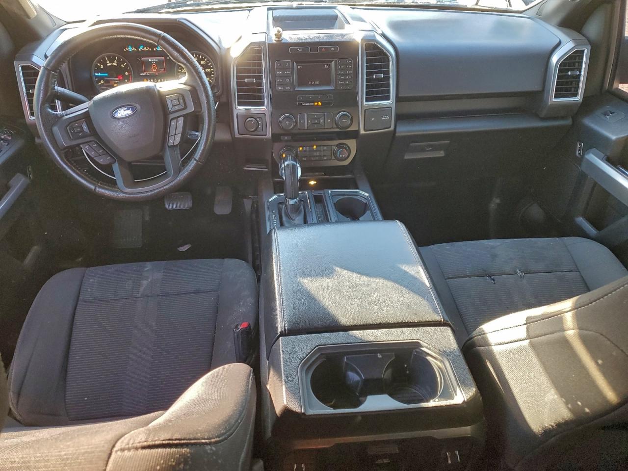 Ford F-150 Super Cab