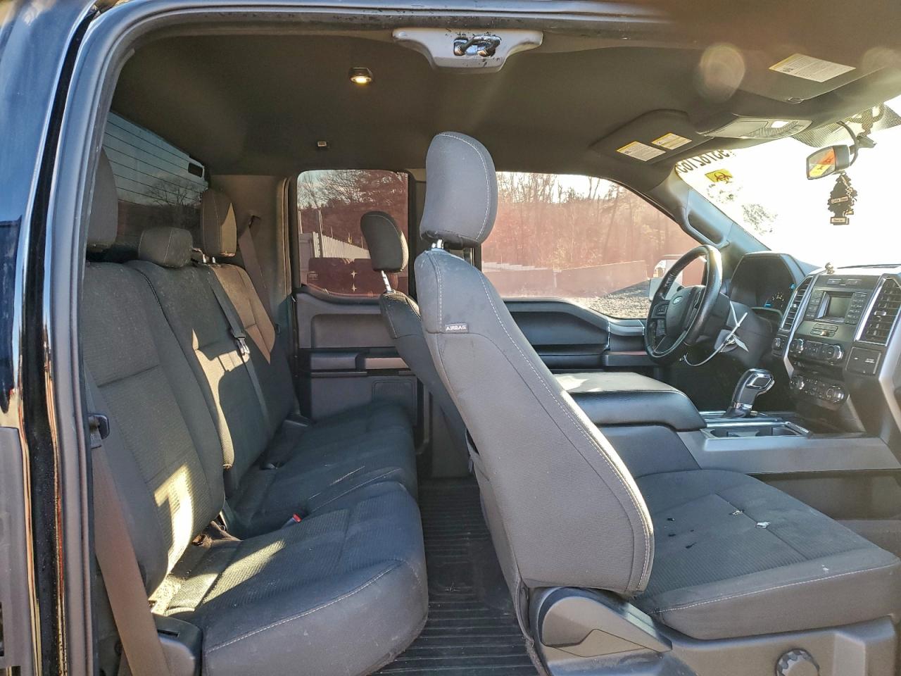 Ford F-150 Super Cab