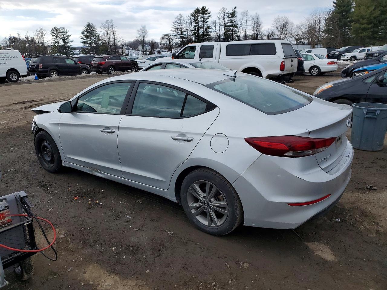 Hyundai ELANTRA Sel