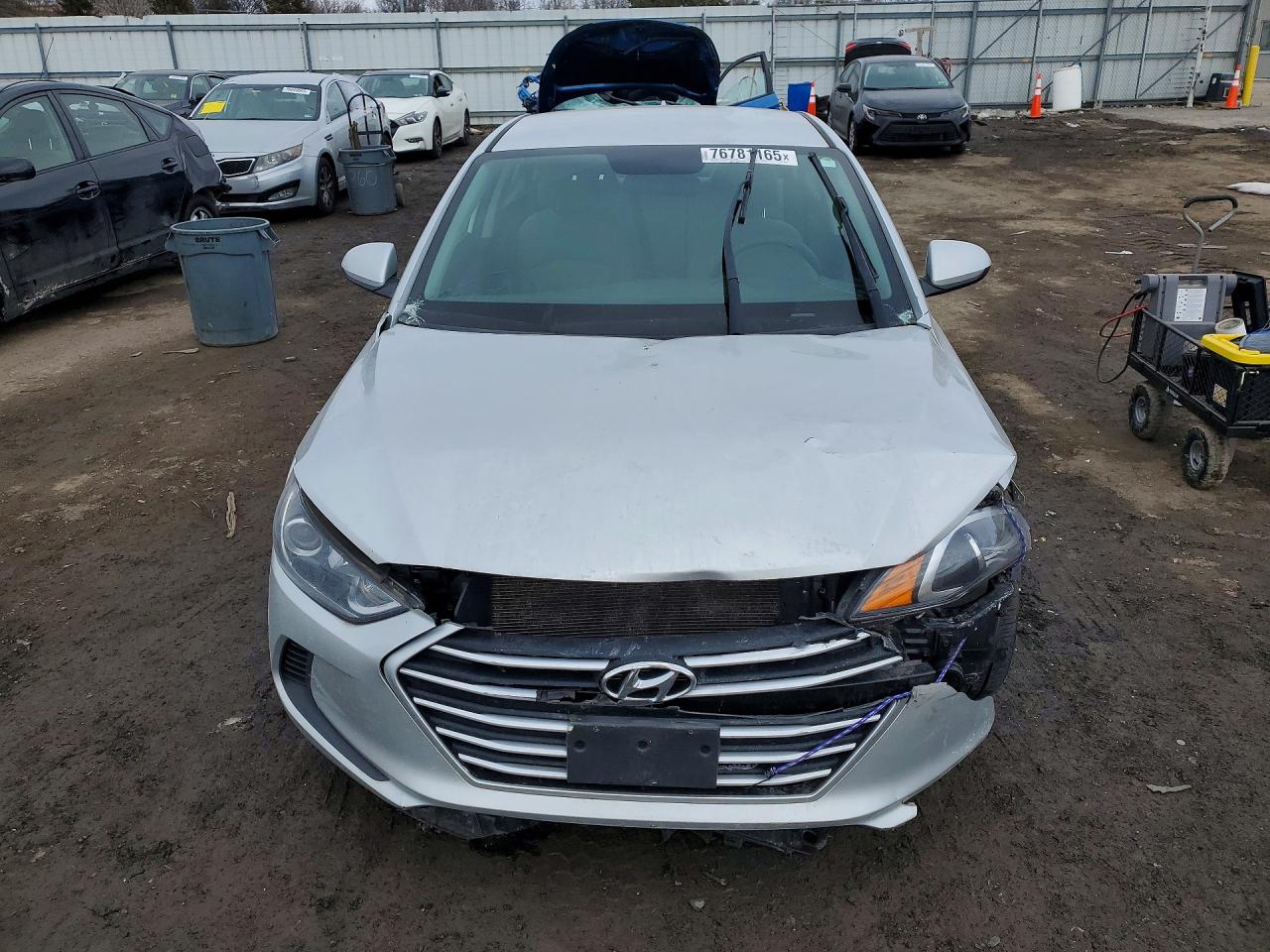 Hyundai ELANTRA Sel