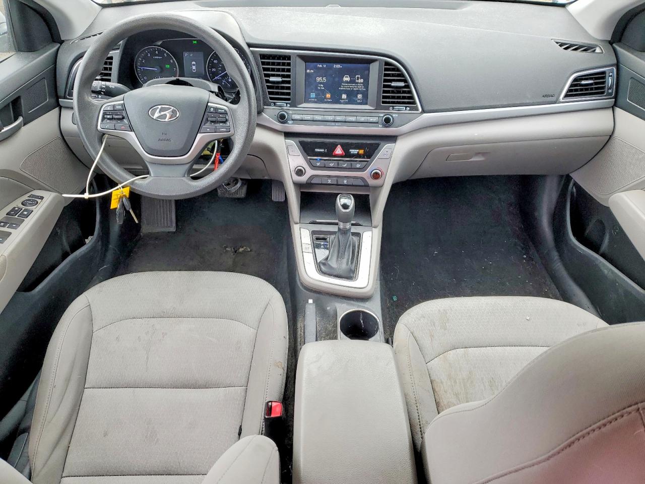 Hyundai ELANTRA Sel