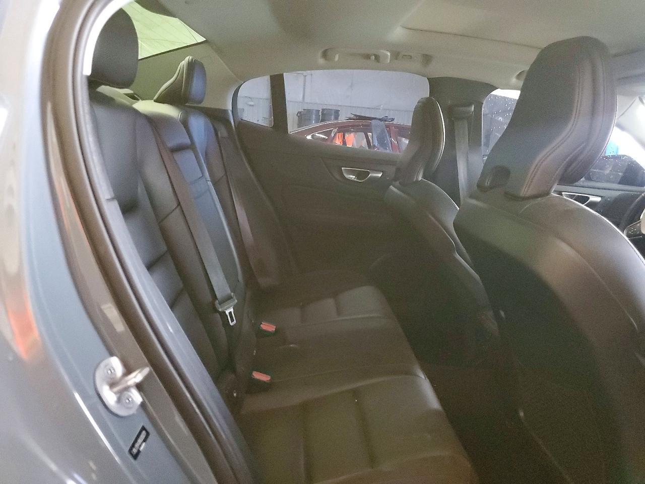 Volvo S60 Core