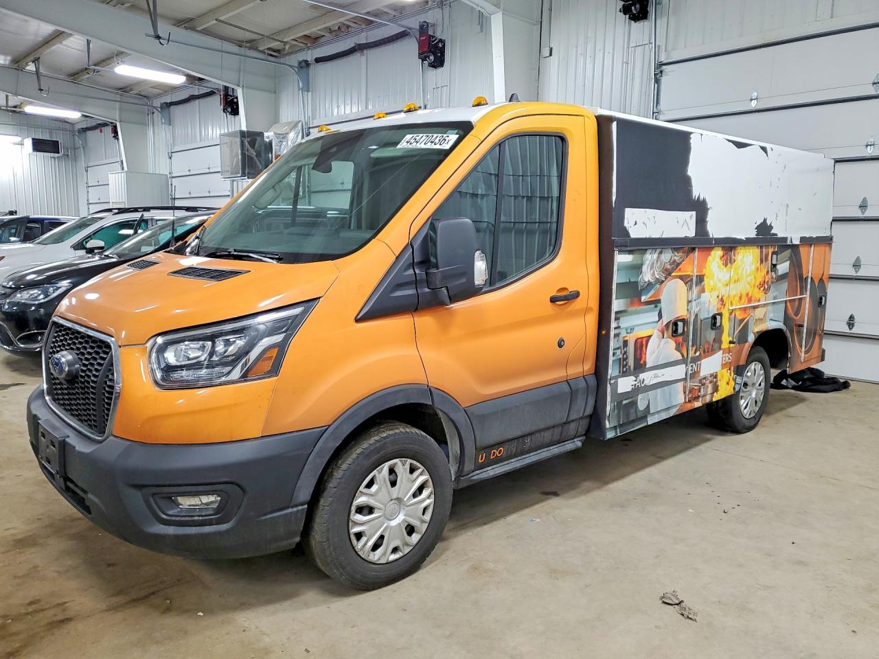Salvage Ford Transit Image