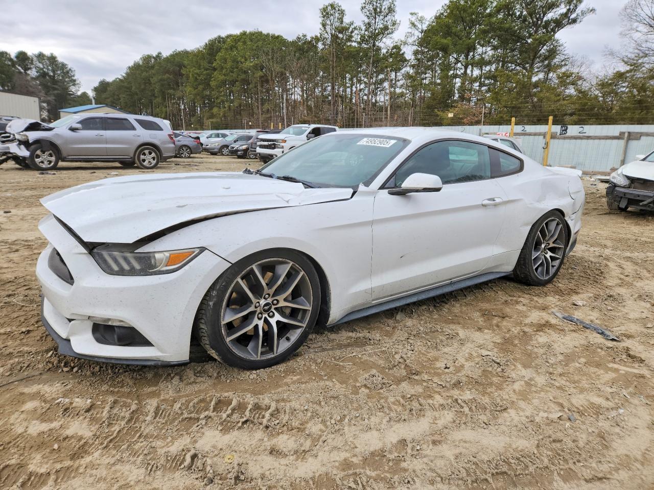 Salvage Ford Mustang Image