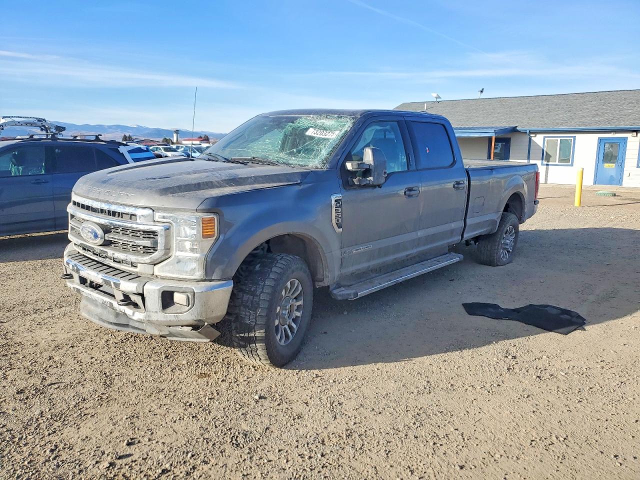 Salvage Ford F-350 Image