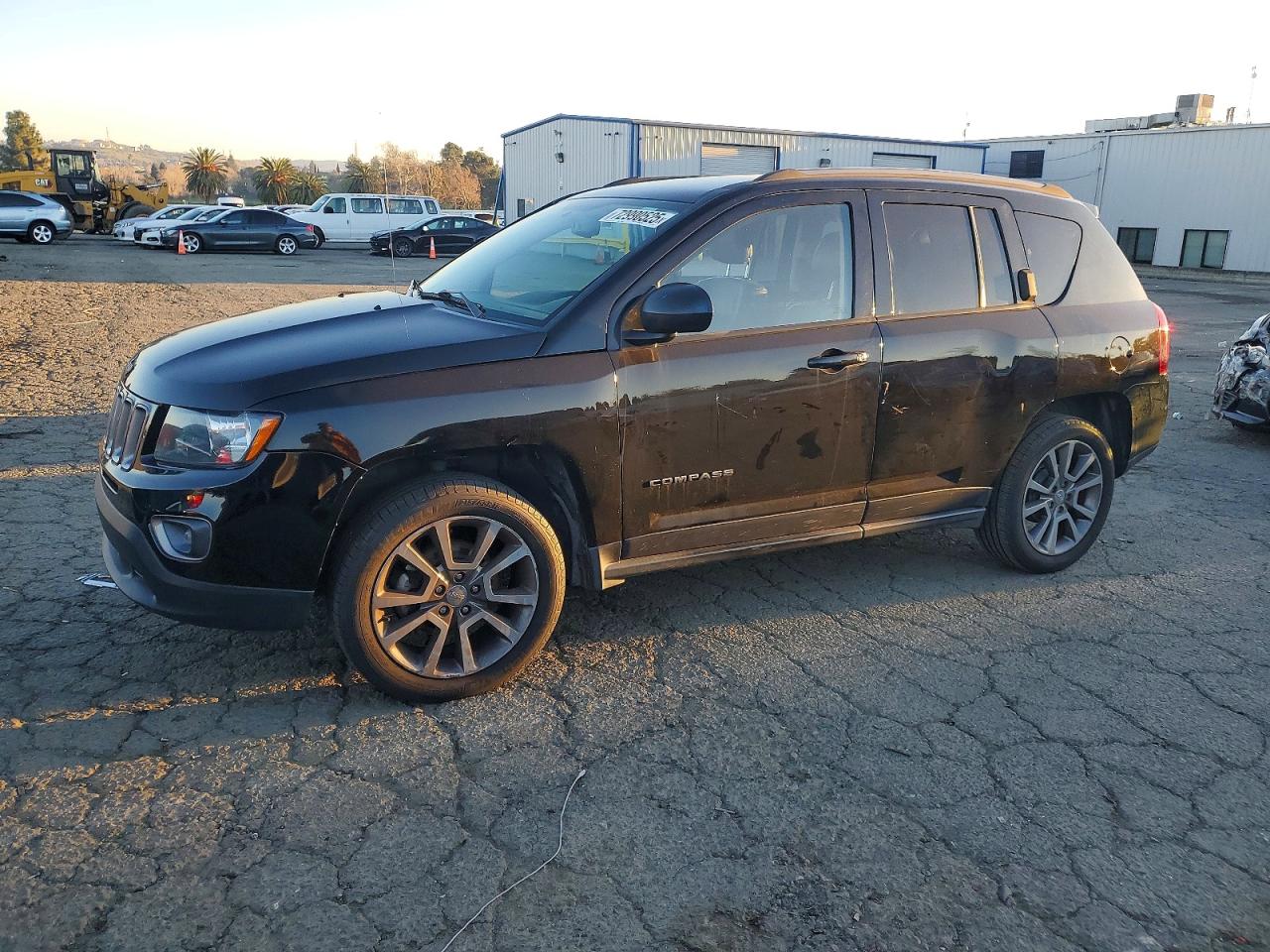 Salvage Jeep Compass Image