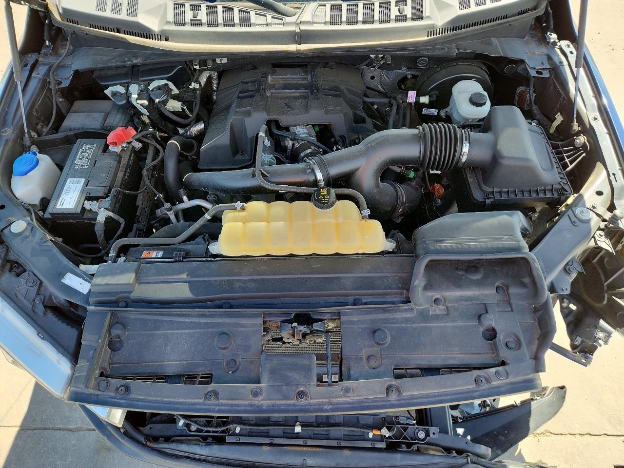 Ford F-150 Super Cab