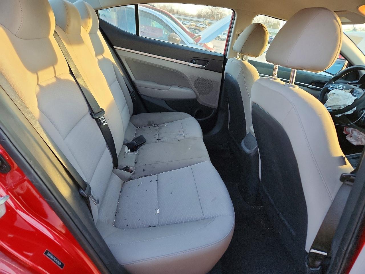 Hyundai ELANTRA Sel