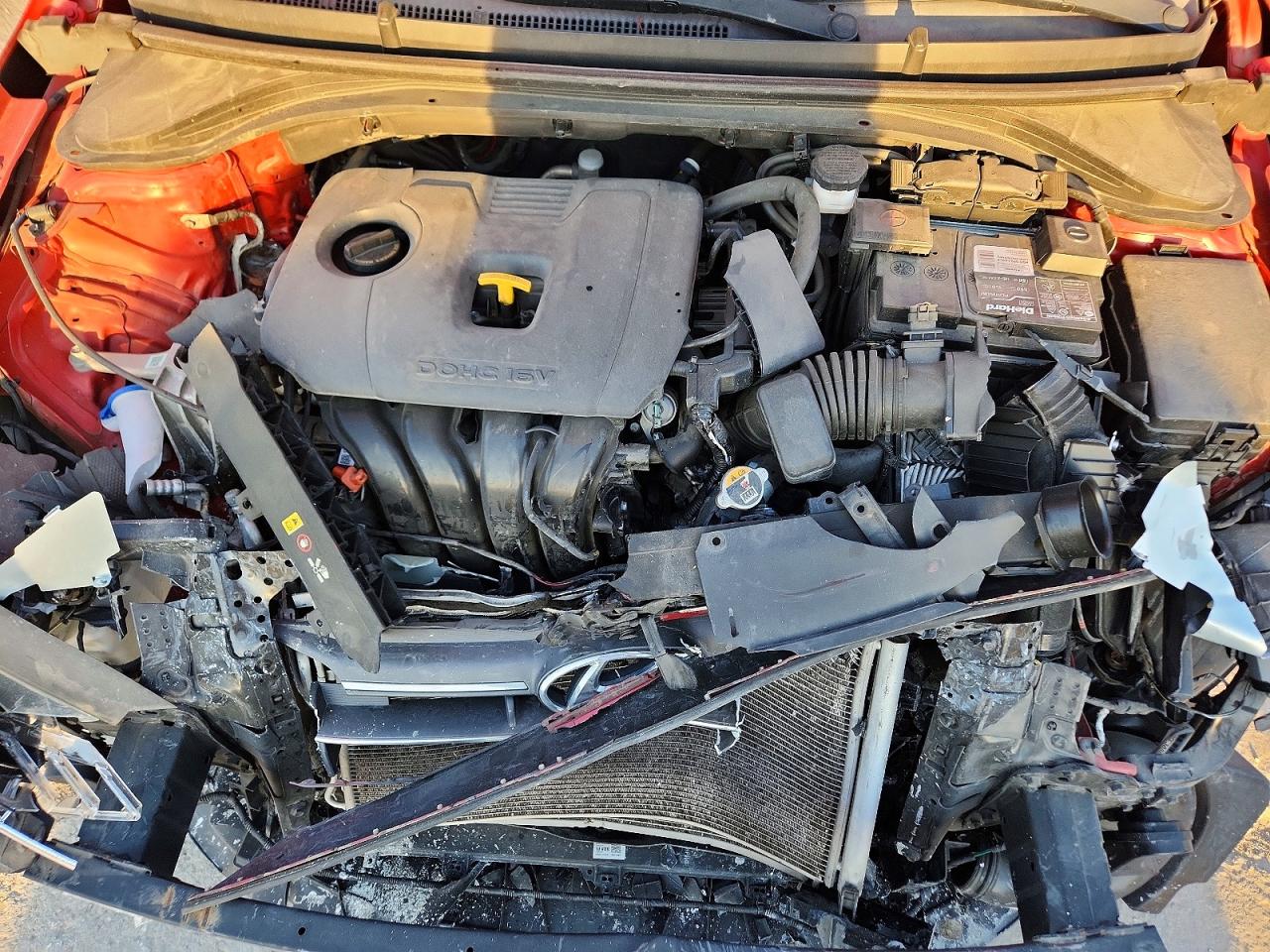 Hyundai ELANTRA Sel