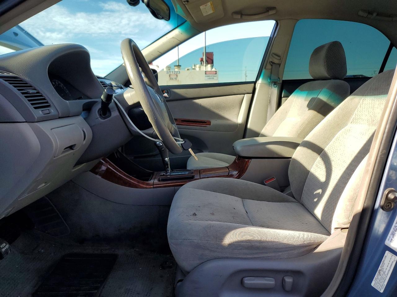 Toyota Camry Le