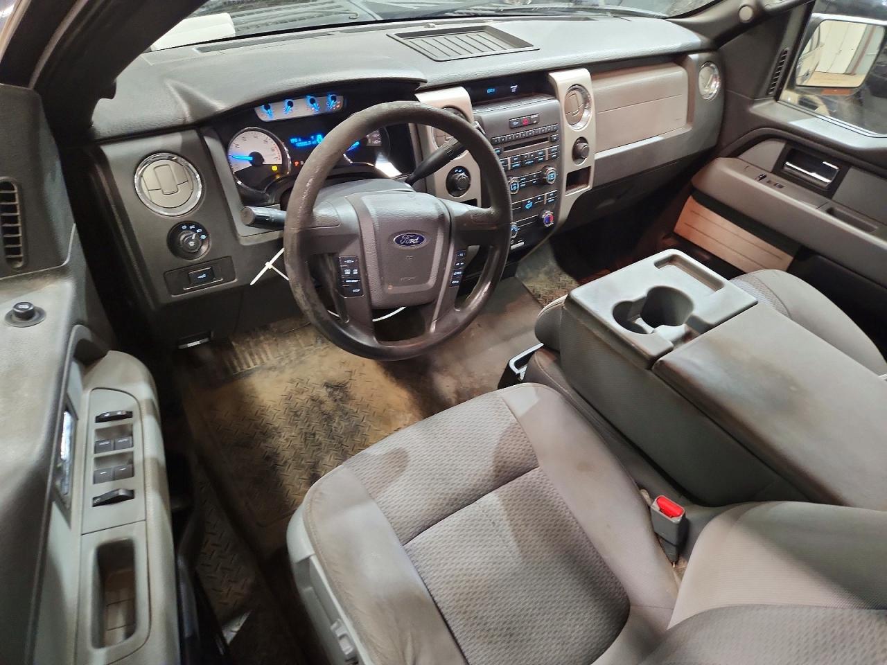 Ford F-150 Super Cab