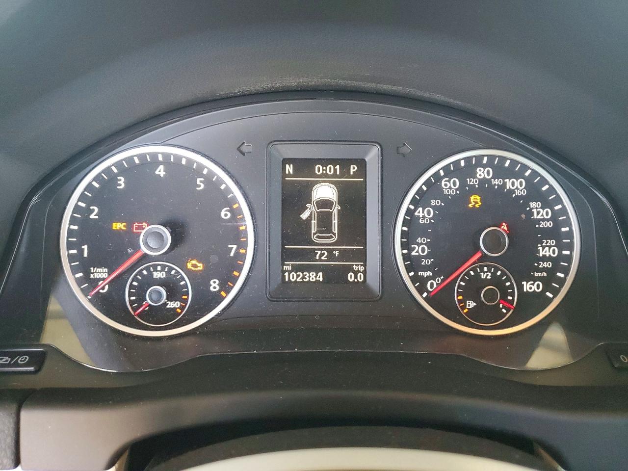 Volkswagen Tiguan S