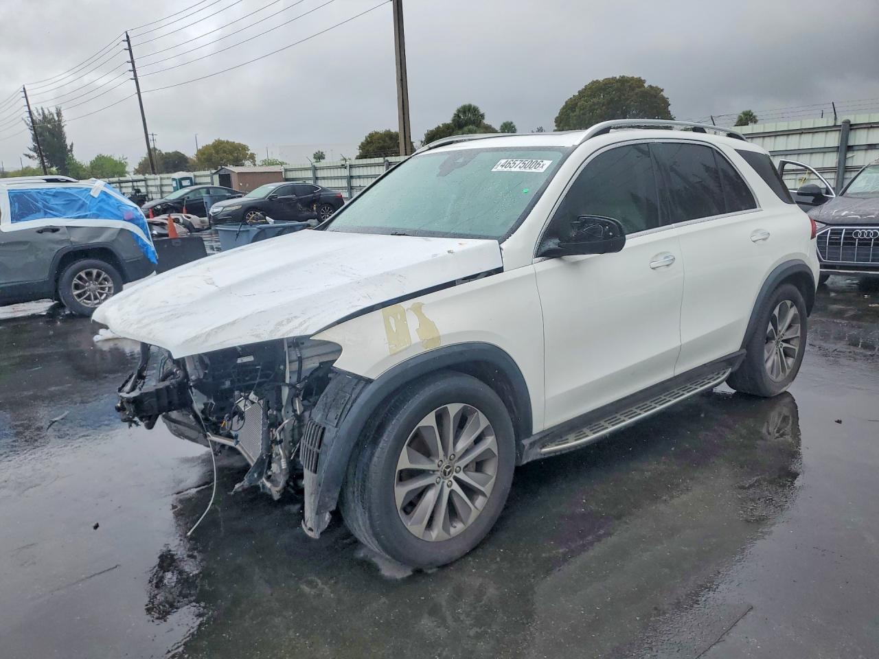 Salvage Mercedes-Benz GLE Image