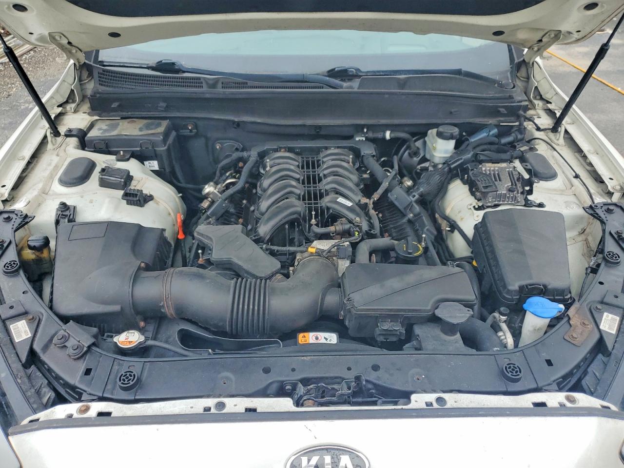 Kia K900 Luxury