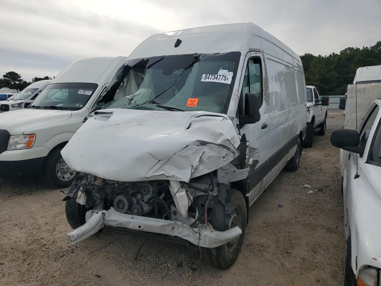 Salvage Mercedes-Benz Sprinter Image