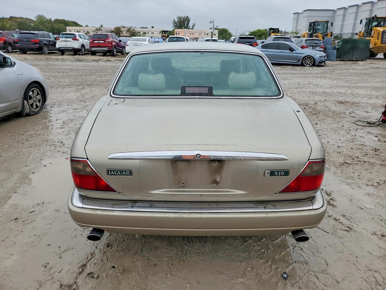 Jaguar Xj6