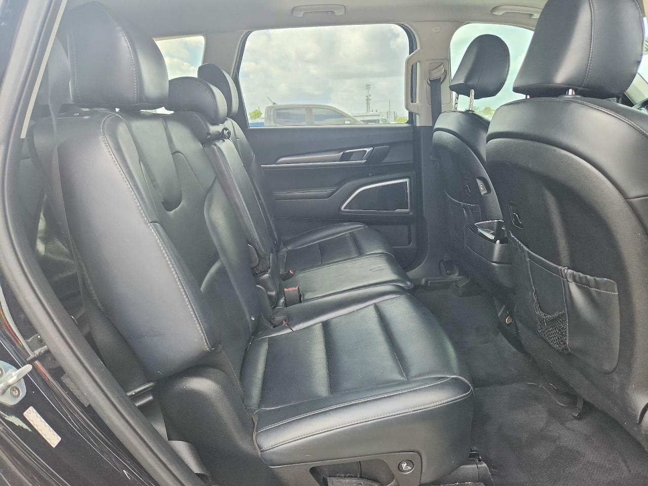 Kia Telluride S