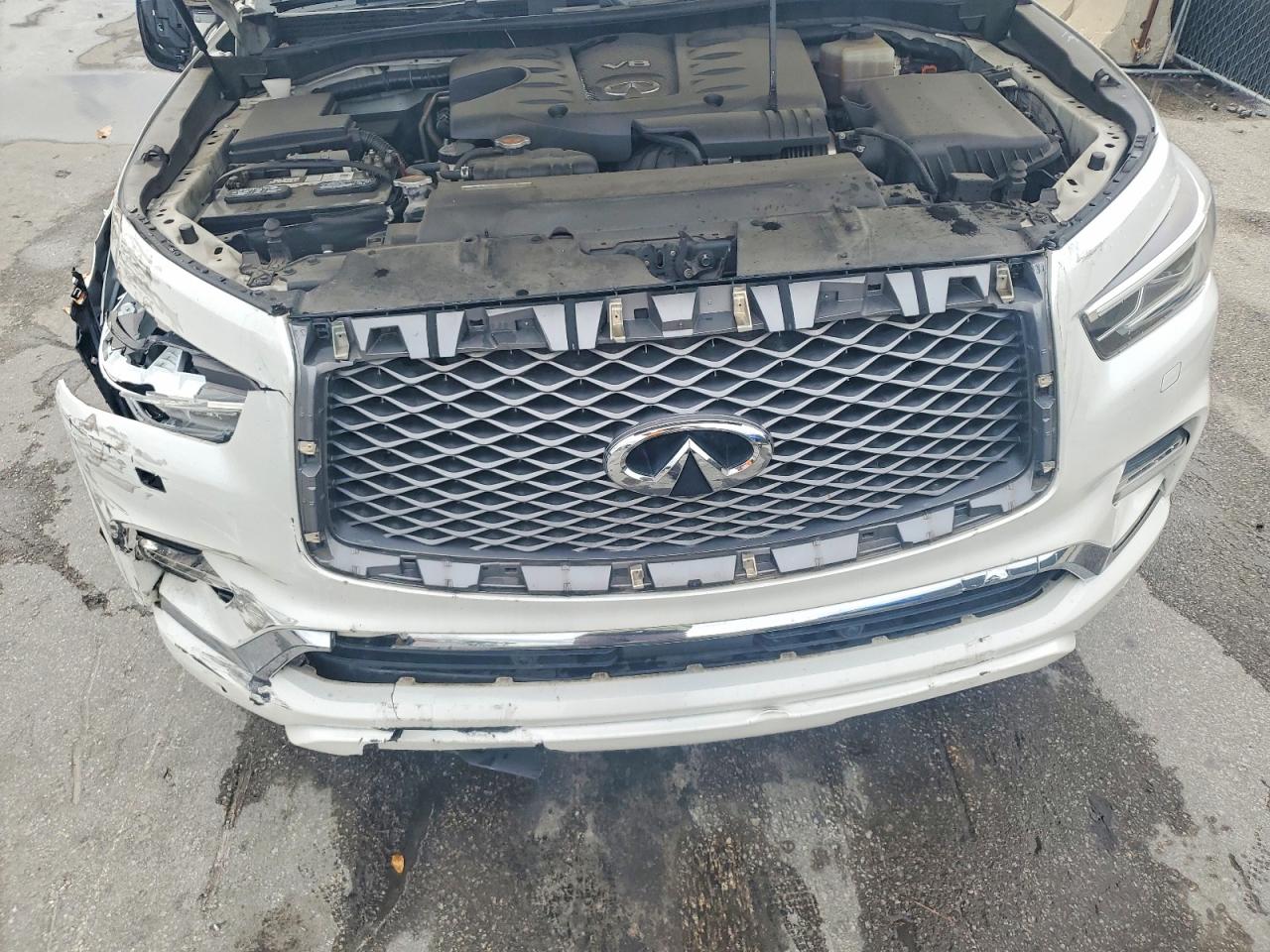 INFINITI Qx Luxe