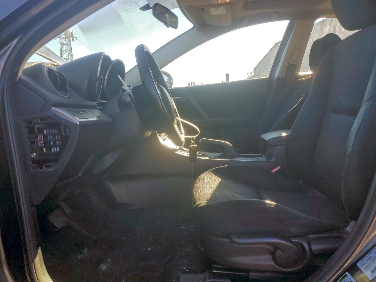 Mazda 3 I