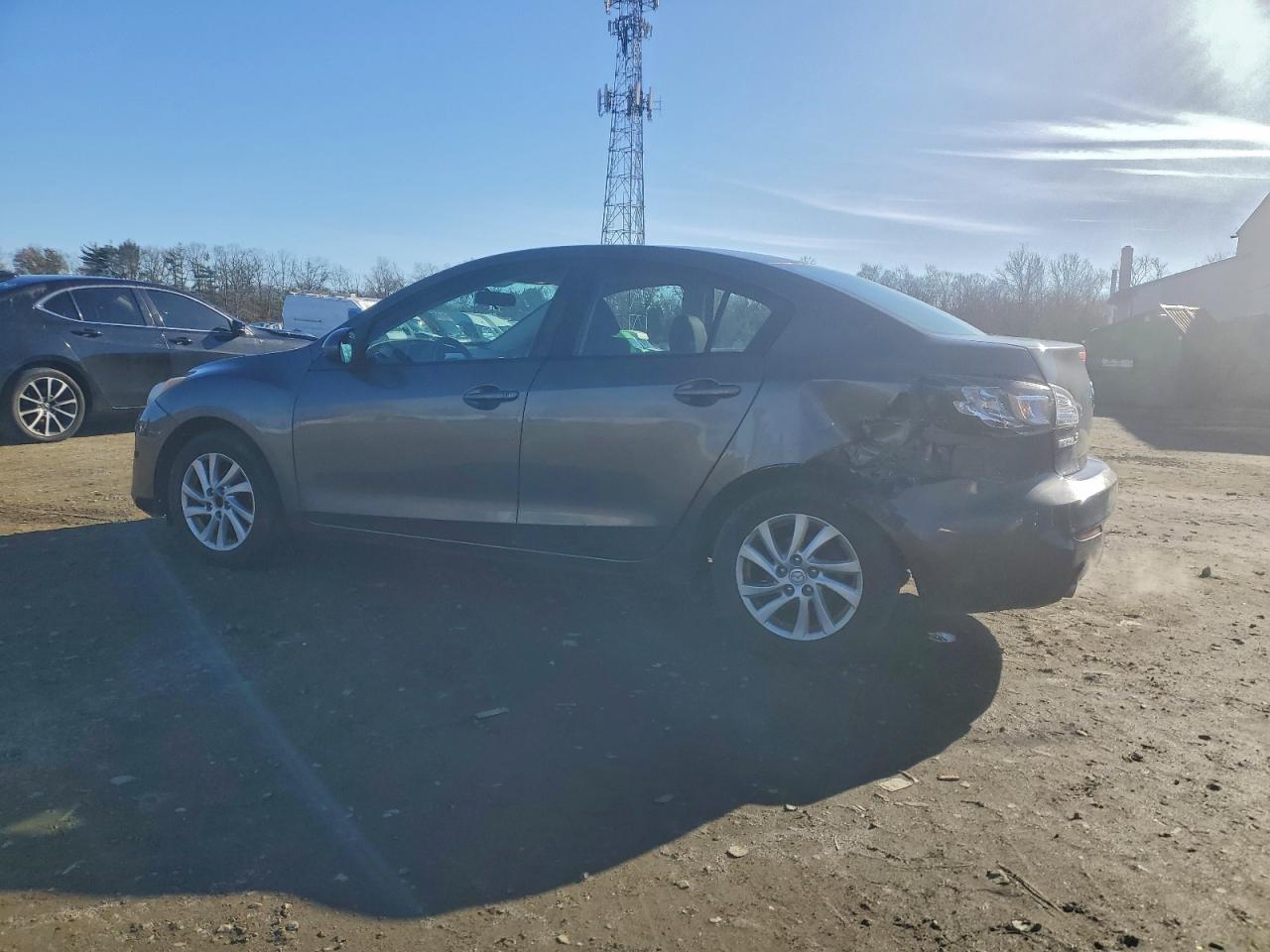 Mazda 3 I