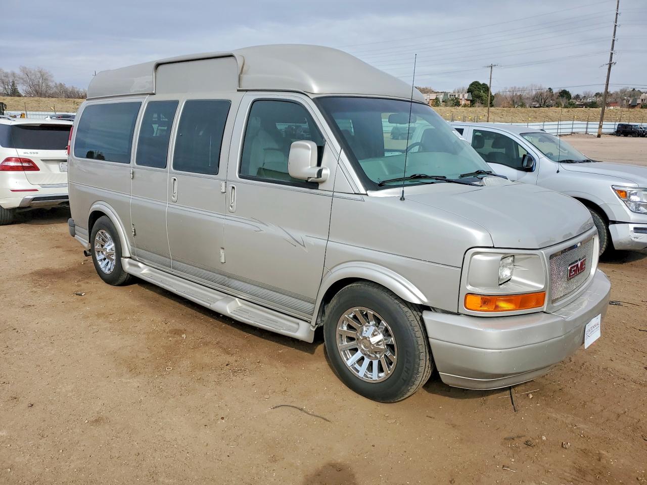 GMC Savana G1500