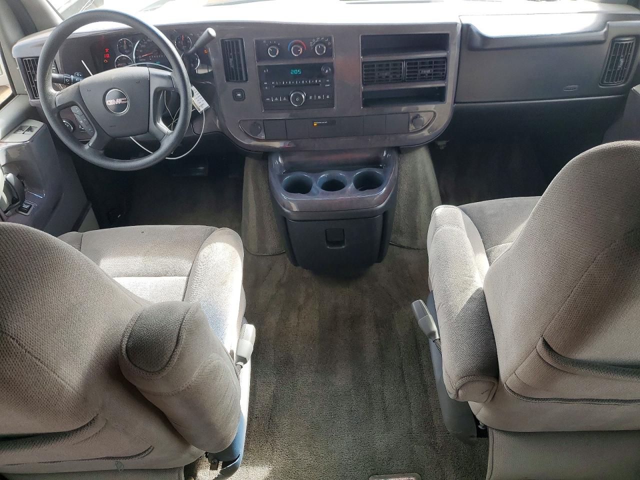 GMC Savana G1500