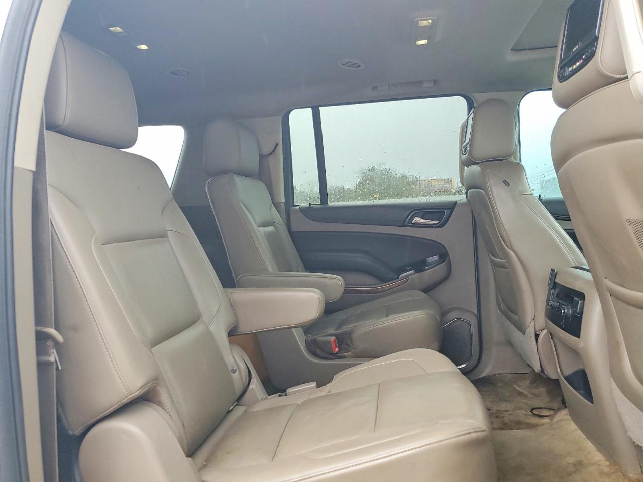 Chevrolet Suburban C1500 Ltz