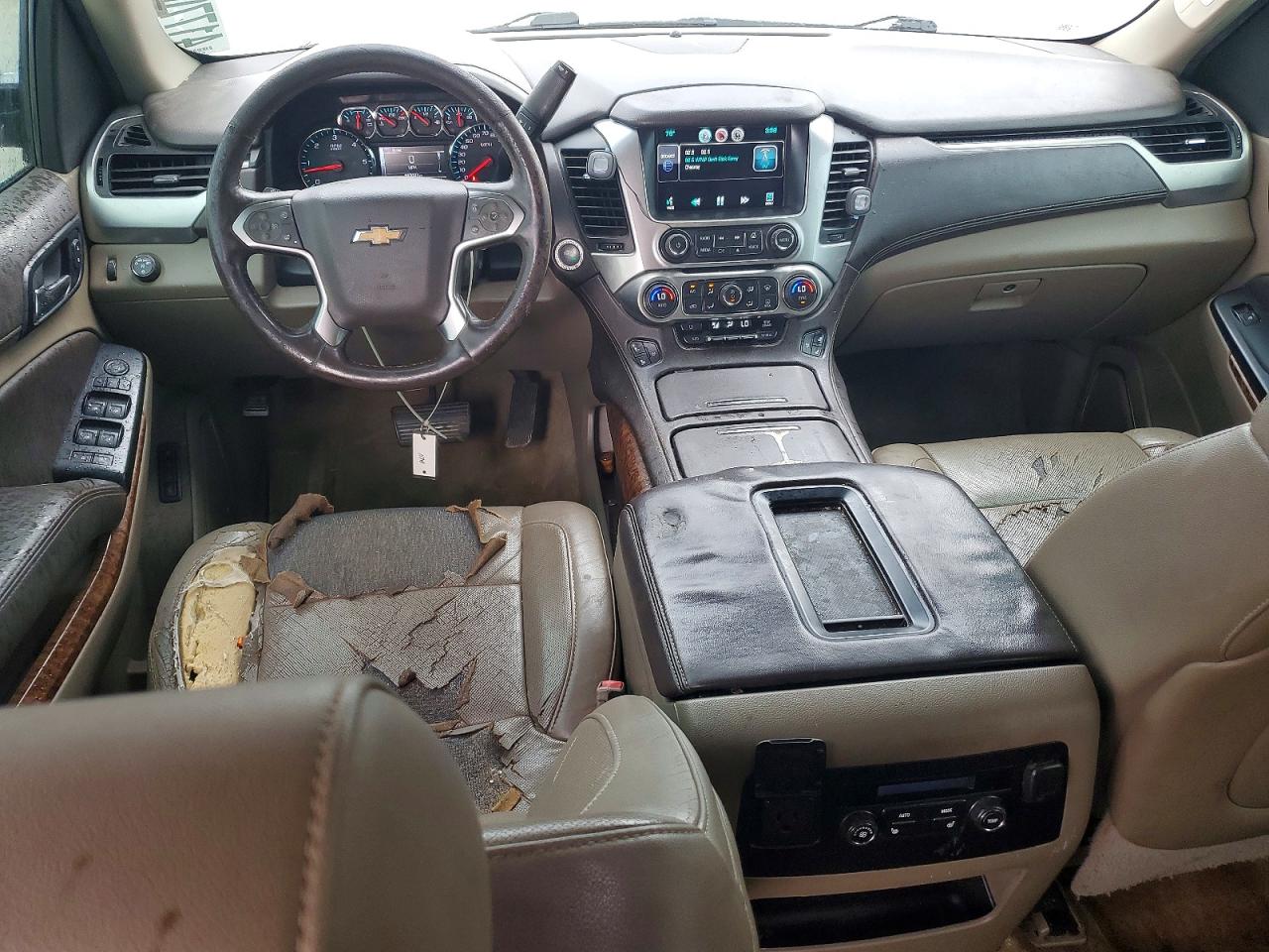 Chevrolet Suburban C1500 Ltz