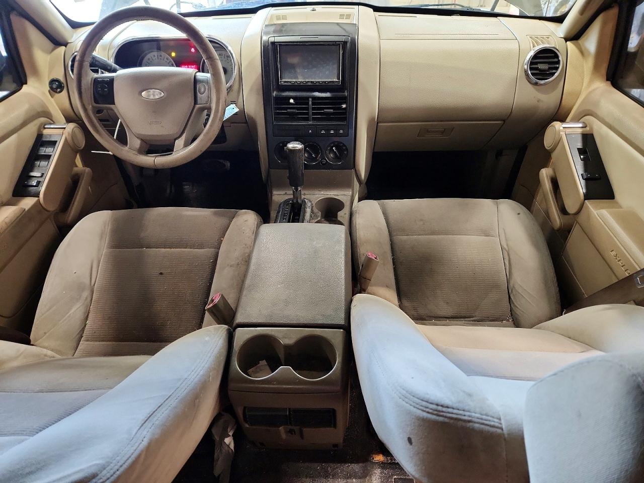 Ford Explorer Xlt