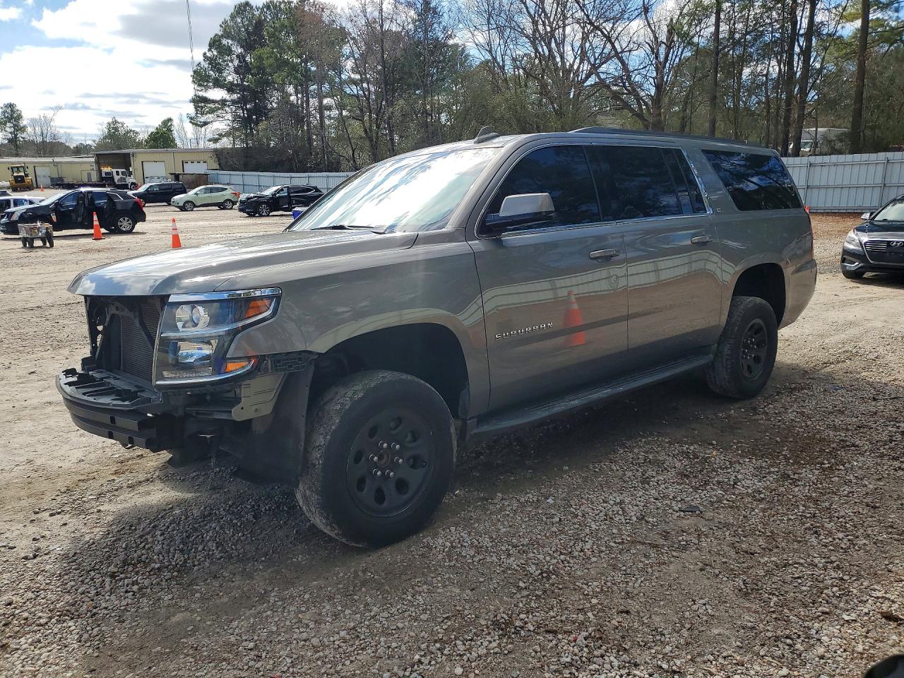 Salvage Chevrolet Suburban Image