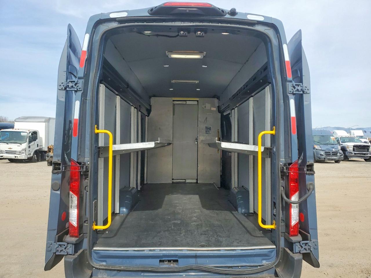 Ford Transit T-250