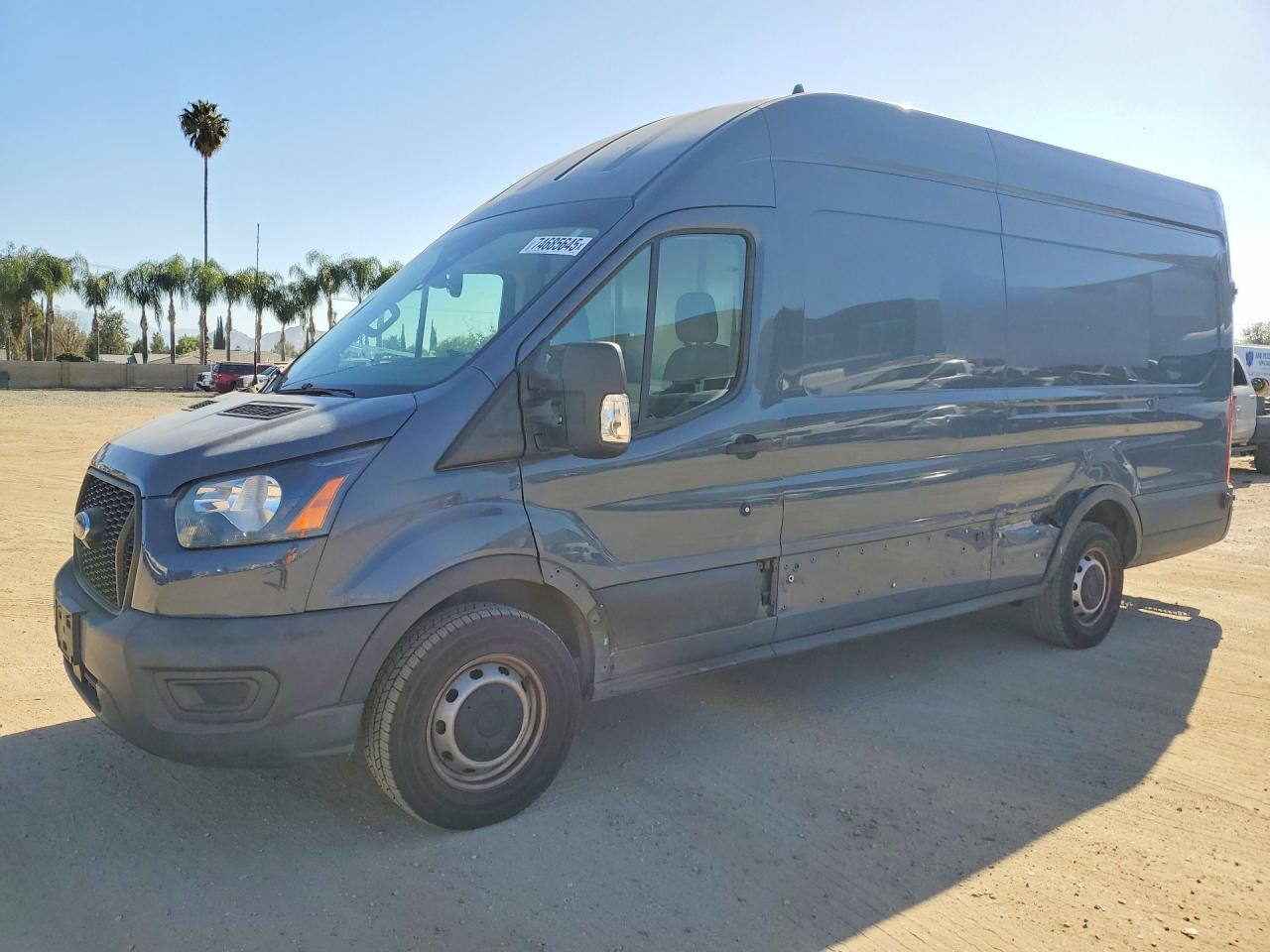 Salvage Ford Transit Image