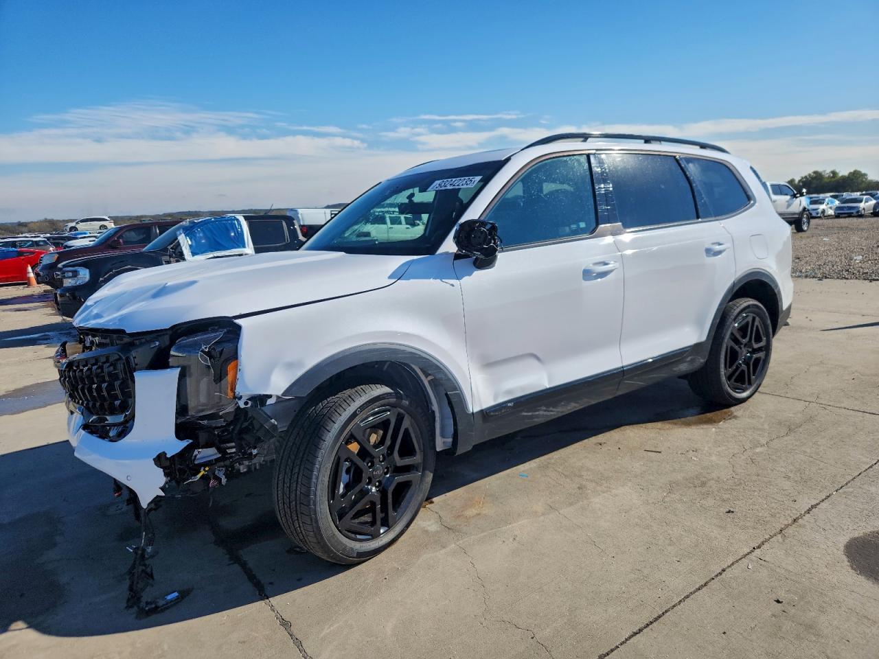 Salvage Kia Telluride Image