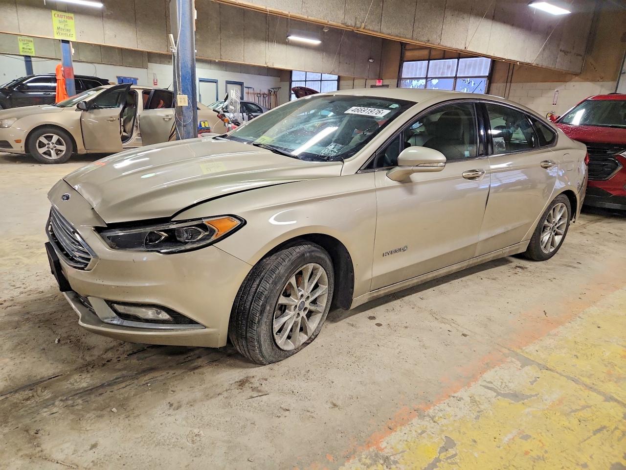 Salvage Ford Fusion Image
