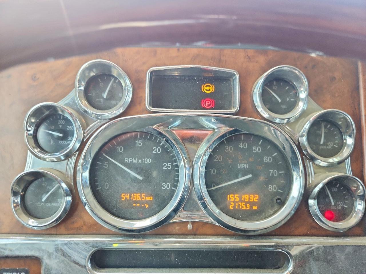 Peterbilt 379