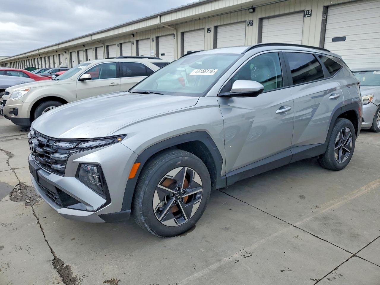 Salvage Hyundai TUCSON Image