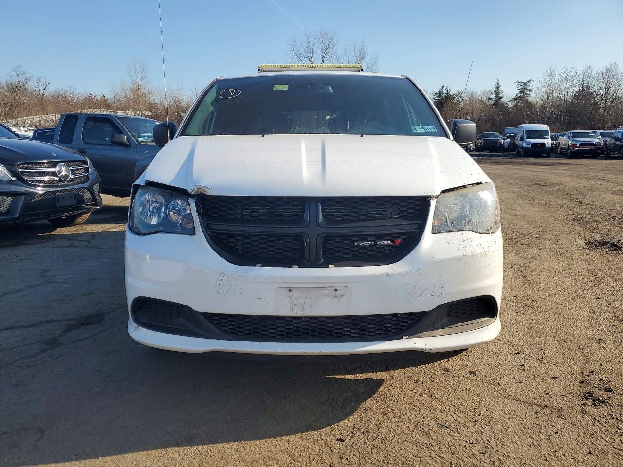Dodge Caravan Se