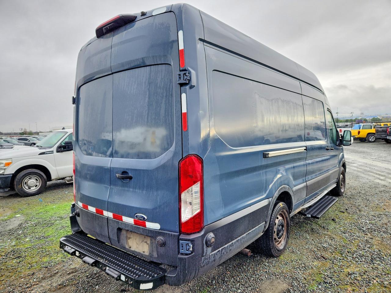 Ford Transit T-250