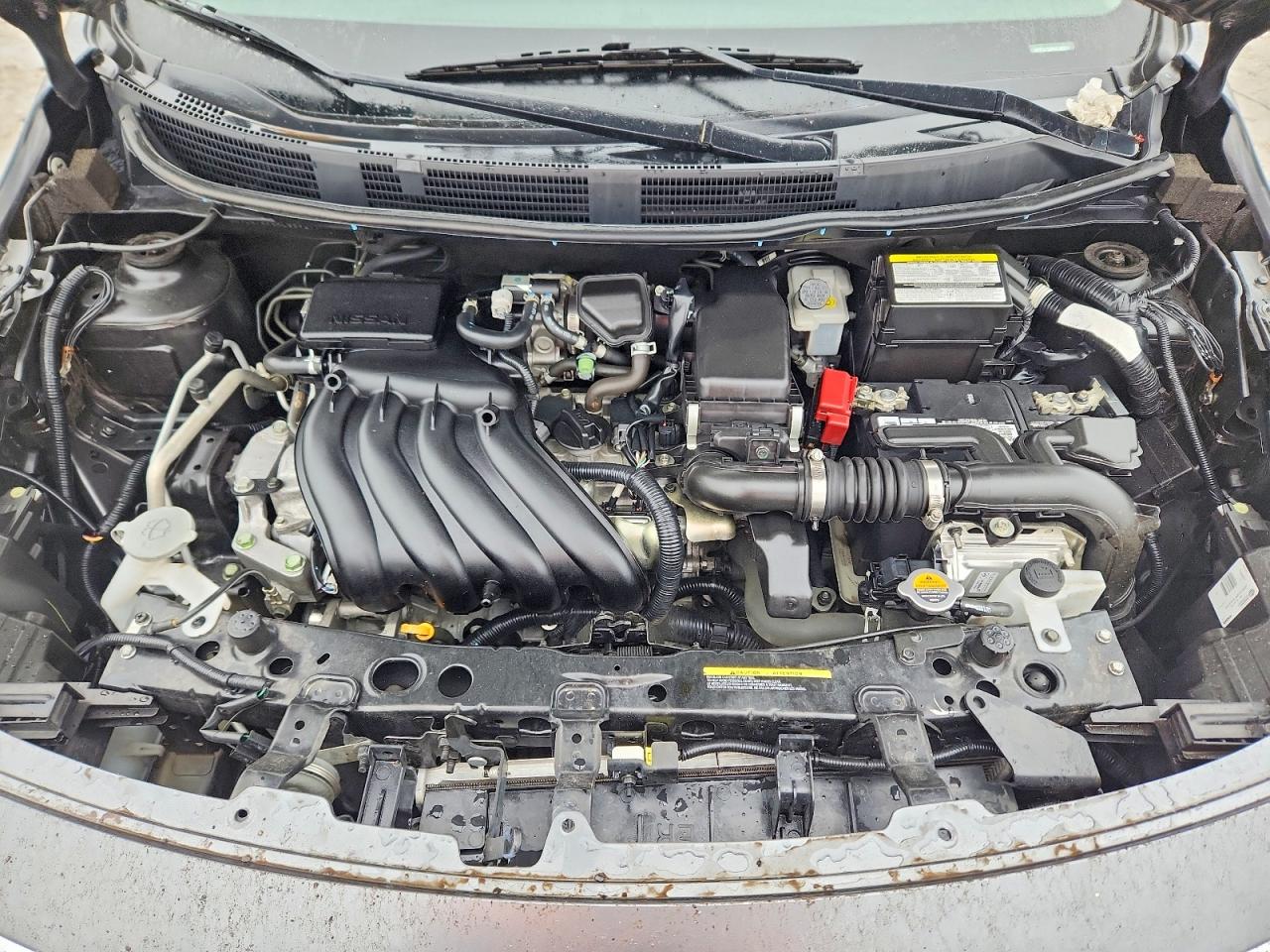 Nissan Versa 1.6 S