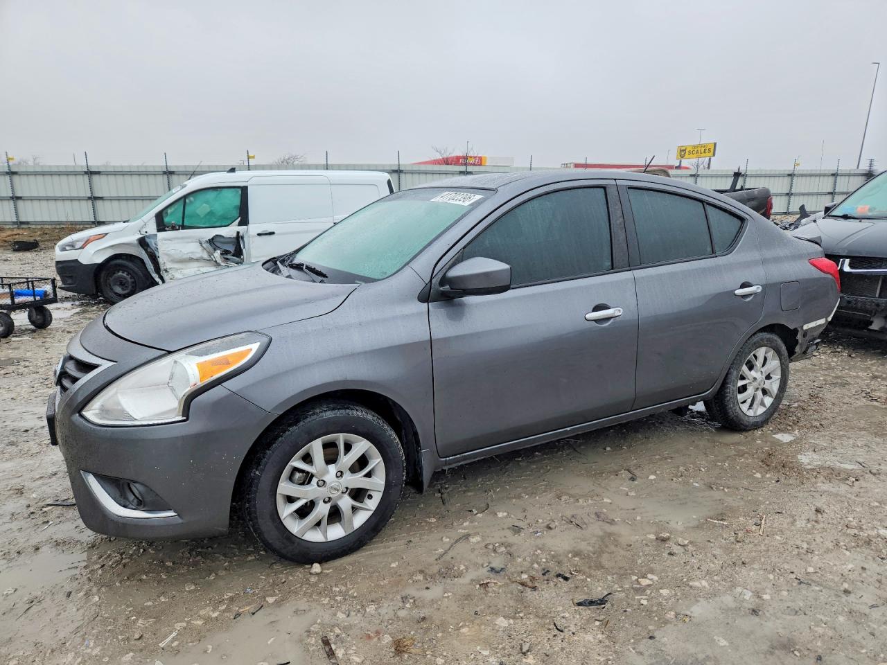 Salvage Nissan Versa Image