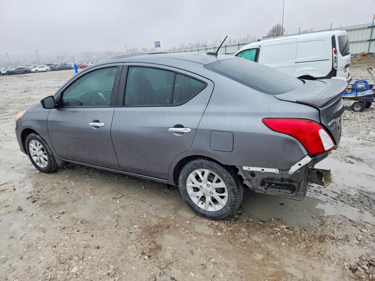 Nissan Versa 1.6 S