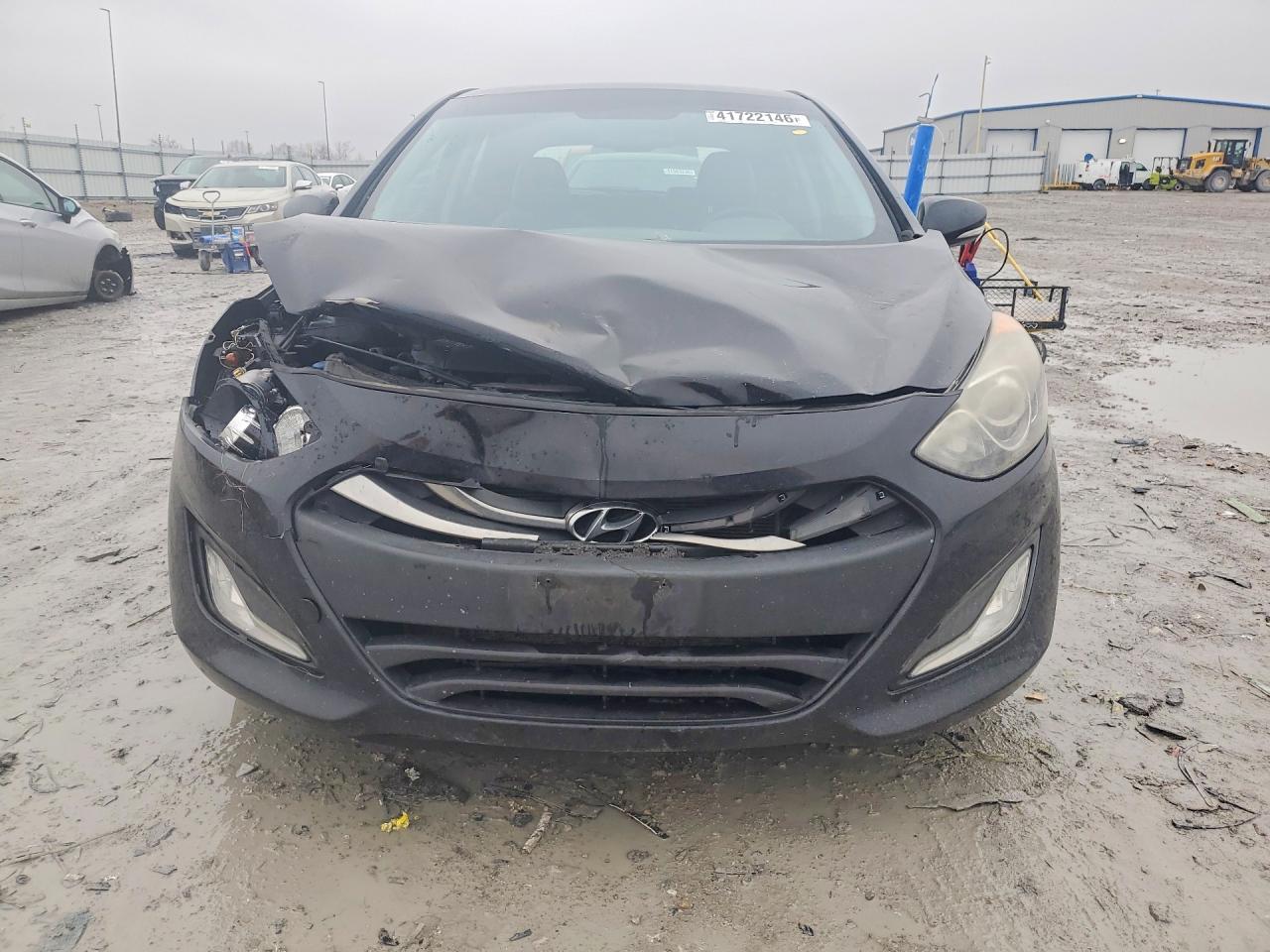 Hyundai ELANTRA Base