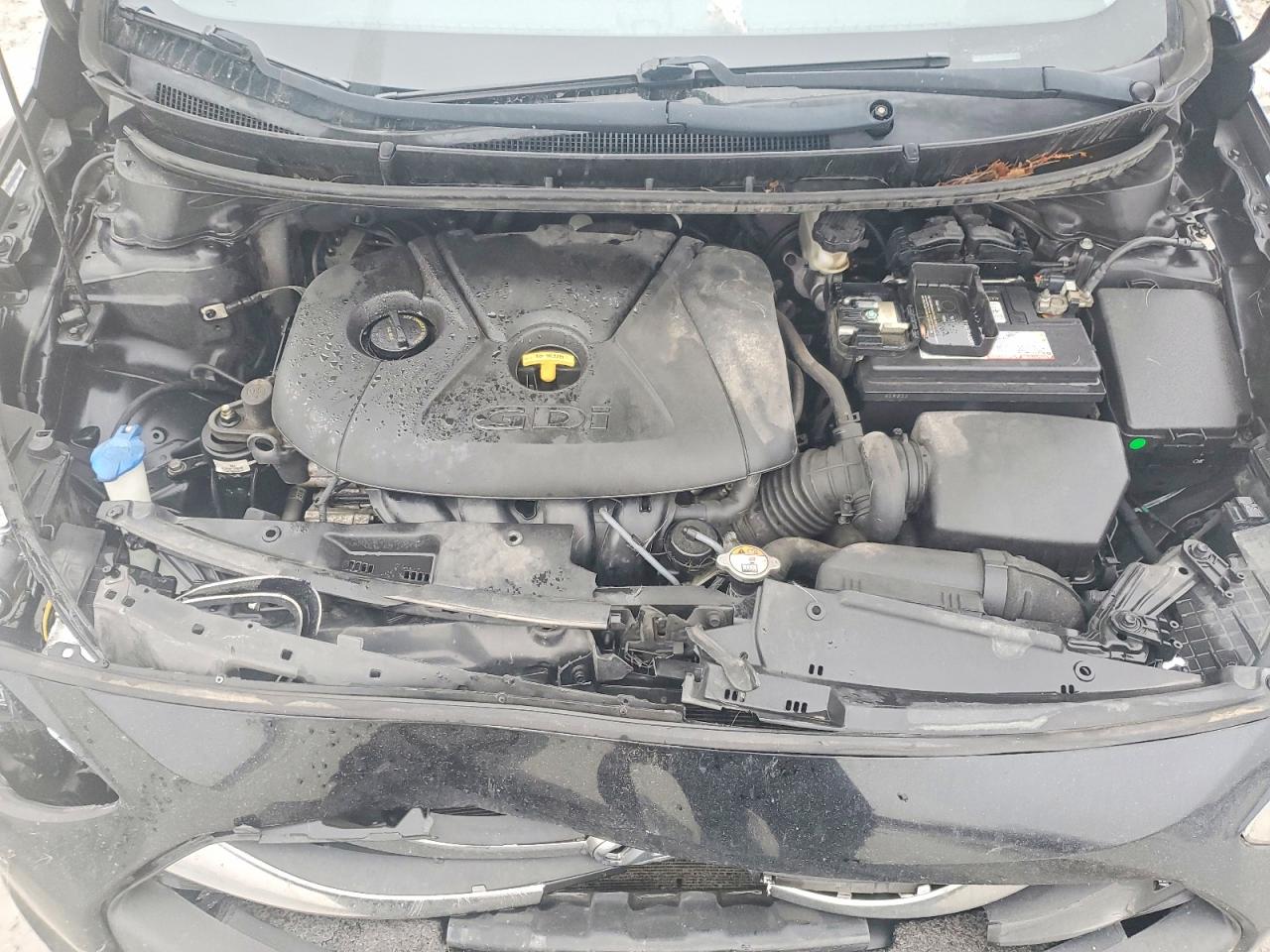 Hyundai ELANTRA Base