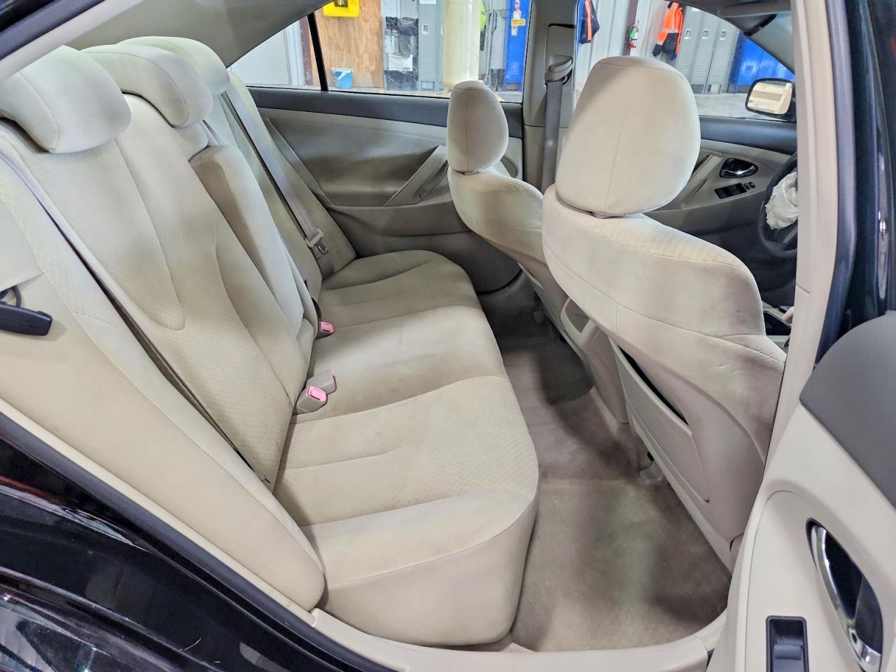 Toyota Camry Ce