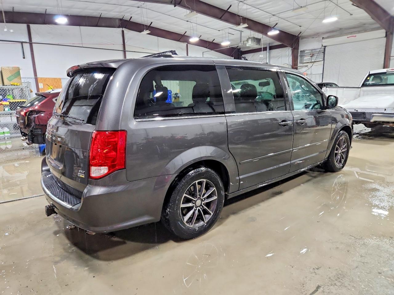 Dodge Caravan Sxt