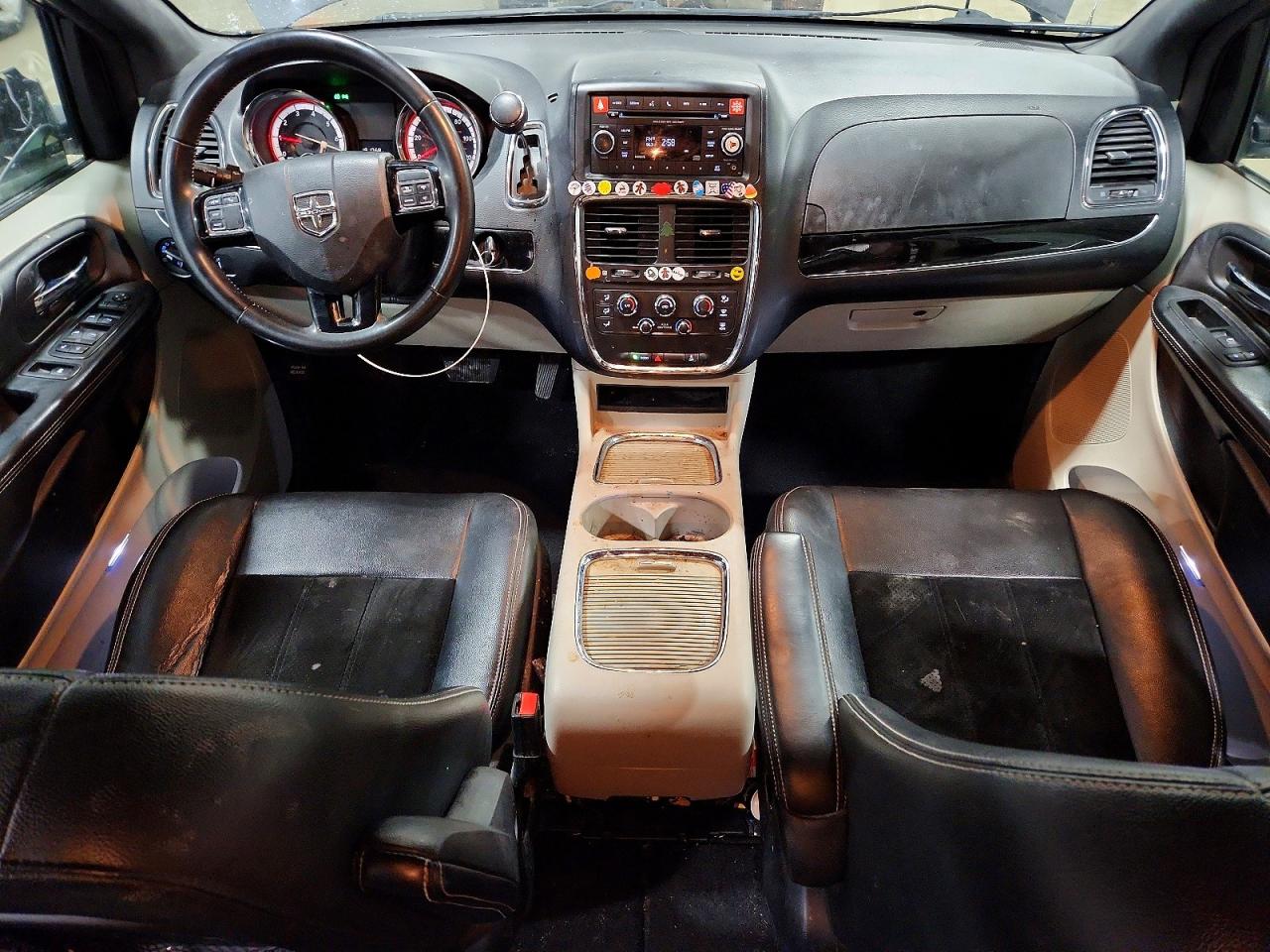 Dodge Caravan Sxt